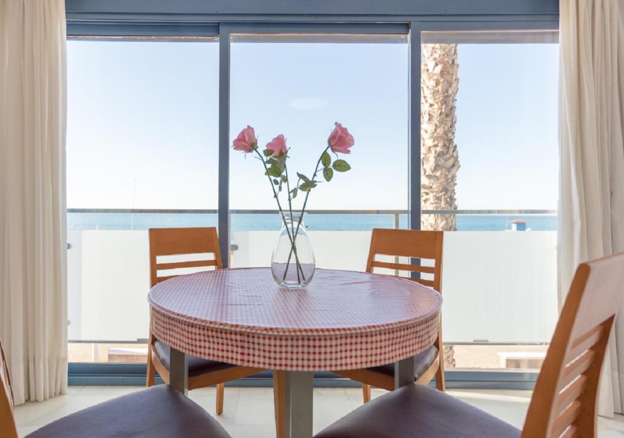 Apartamentos Varadero Sea View La Cala Del Moral Luaran gambar